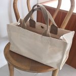 simple without any embroidery or print